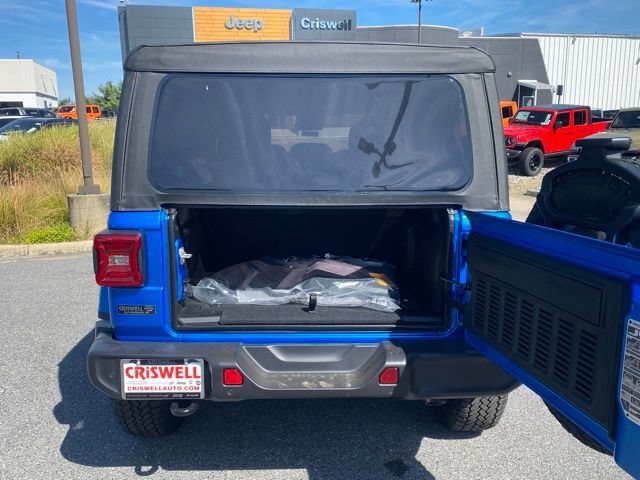 New 2025 Jeep Wrangler Unlimited Sahara AWD/4WD image 7