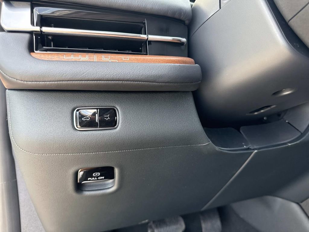 New 2025 Lincoln Navigator Black Label image 32