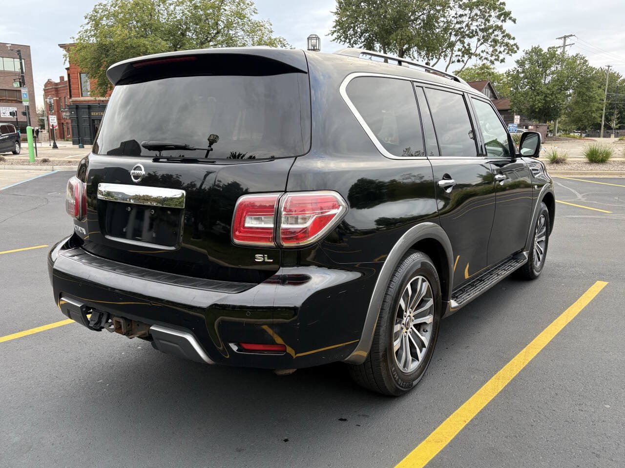 Used 2019 Nissan Armada SL w/ Premium Package AWD/4WD image 8