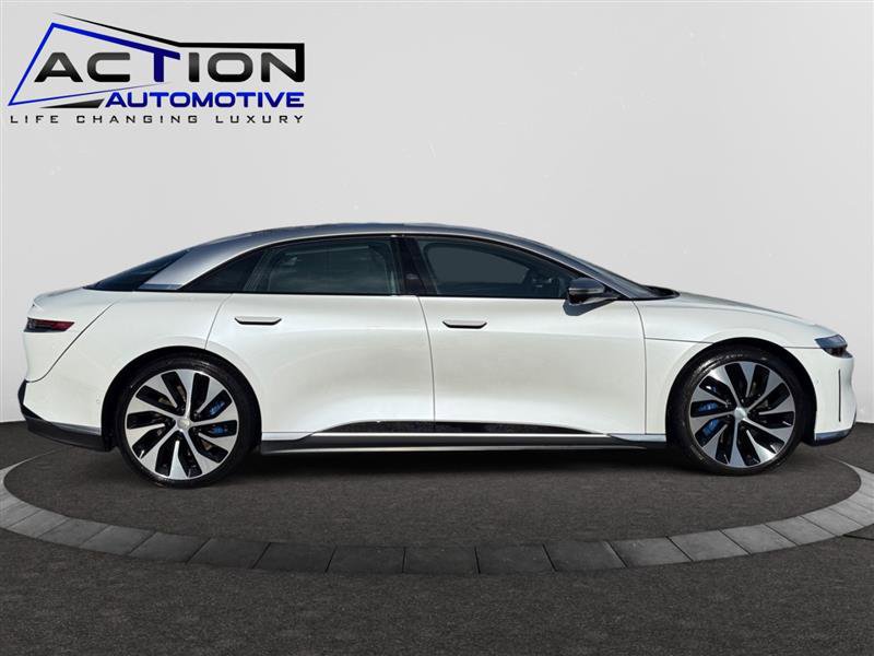 Used 2022 Lucid Air Grand Touring image 9