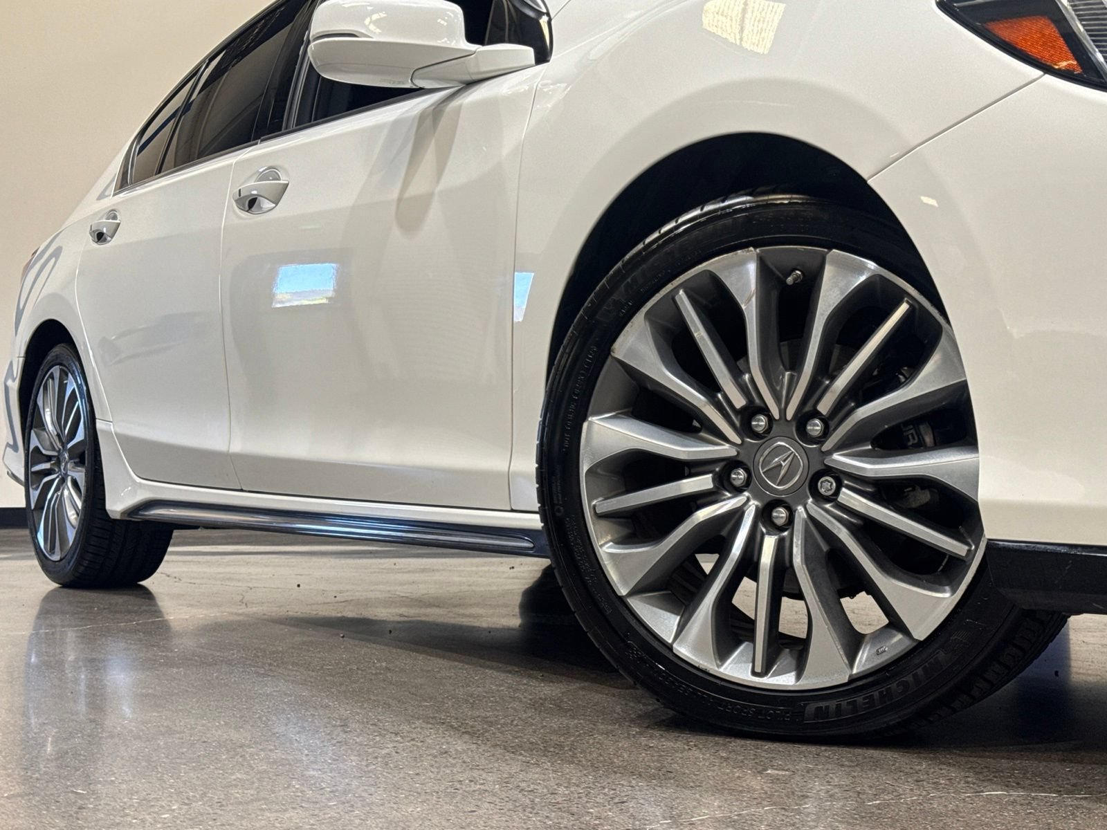 Used 2020 Acura RLX w/ Technology Package FWD image 4