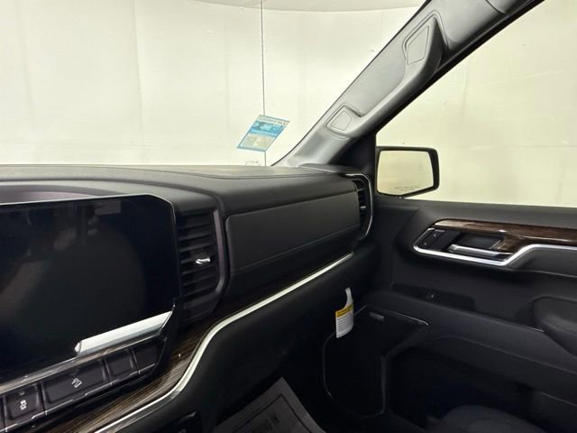 Used 2025 GMC Sierra 1500 Elevation image 12