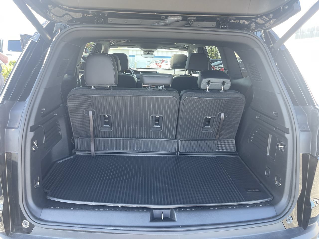 Certified 2026 GMC Acadia AT4 w/ Super Cruise Package AWD/4WD image 27