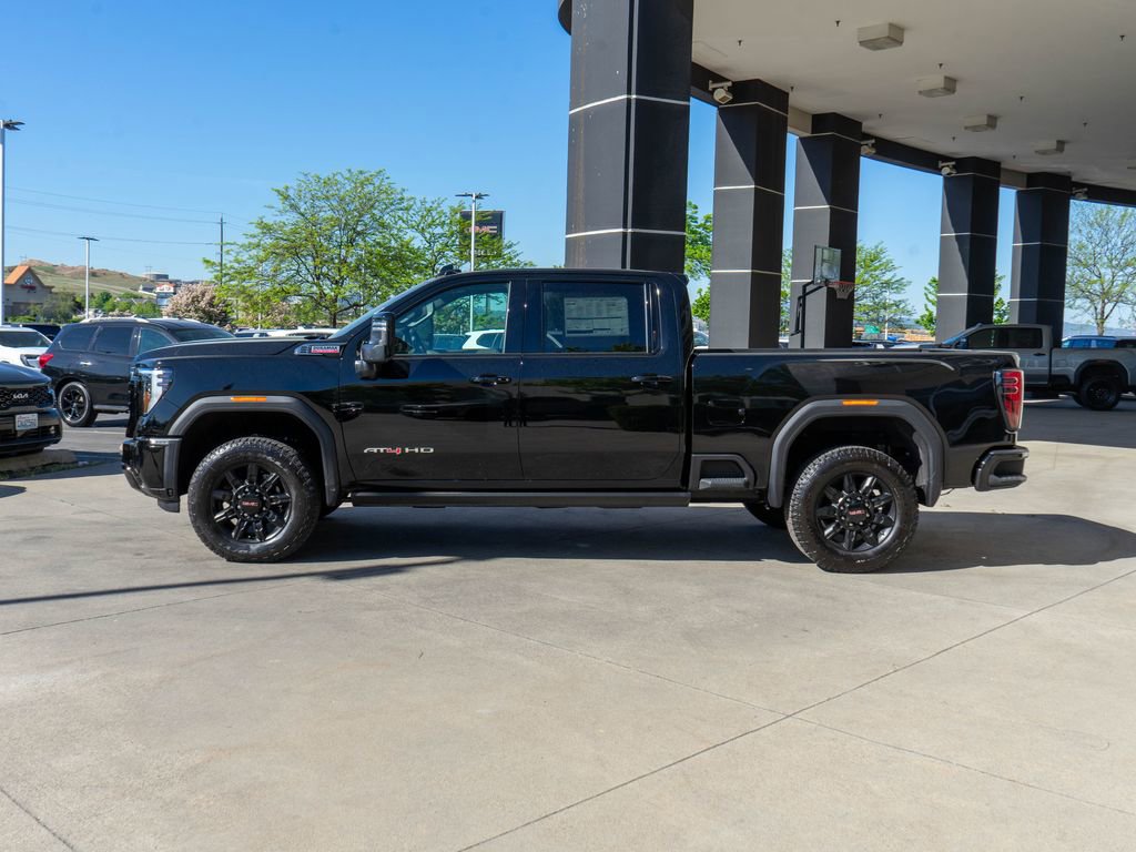 New 2026 GMC Sierra 3500 AT4 w/ AT4 Premium Plus Package AWD/4WD image 4