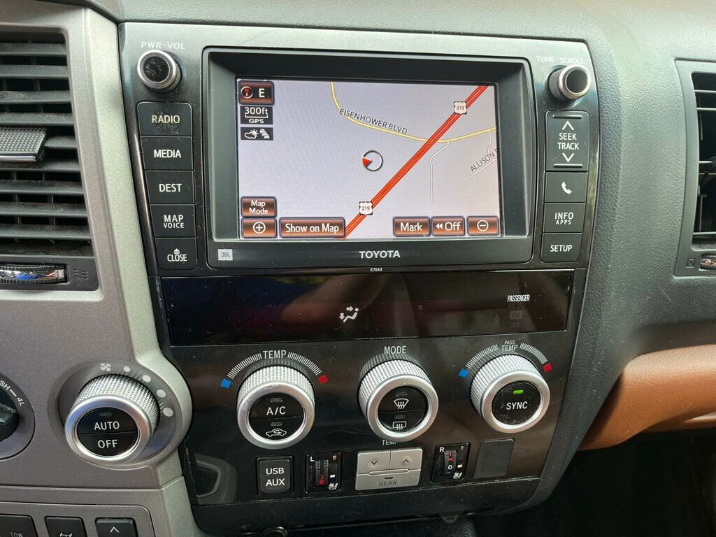 Used 2013 Toyota Sequoia Platinum AWD/4WD image 17