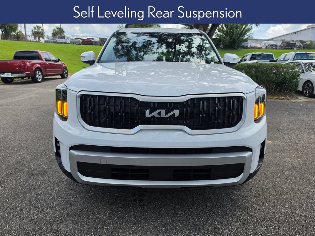Used 2024 Kia Telluride EX w/ EX Captain's Chair Package FWD image 7