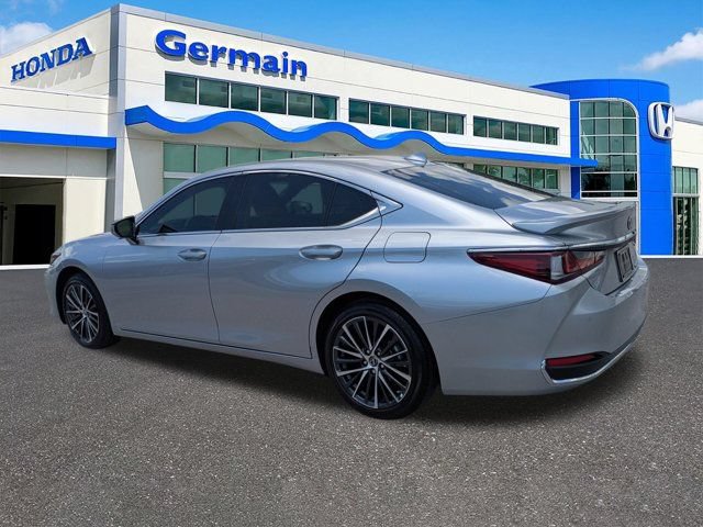 Used 2025 Lexus ES 300h w/ Premium Package FWD image 7