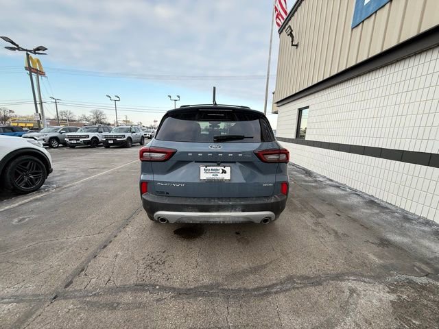 Used 2023 Ford Escape Platinum image 5