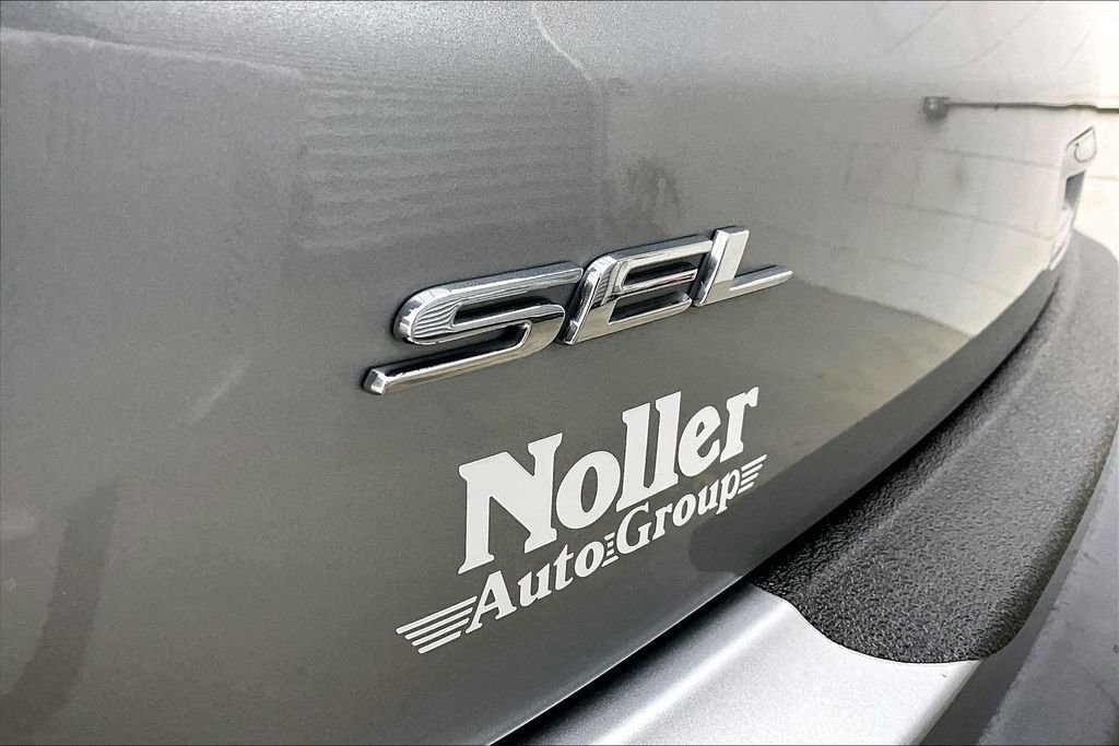 Certified 2023 Ford Edge SEL image 8