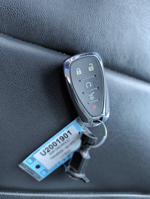 Used 2020 Chevrolet Traverse RS FWD image 26