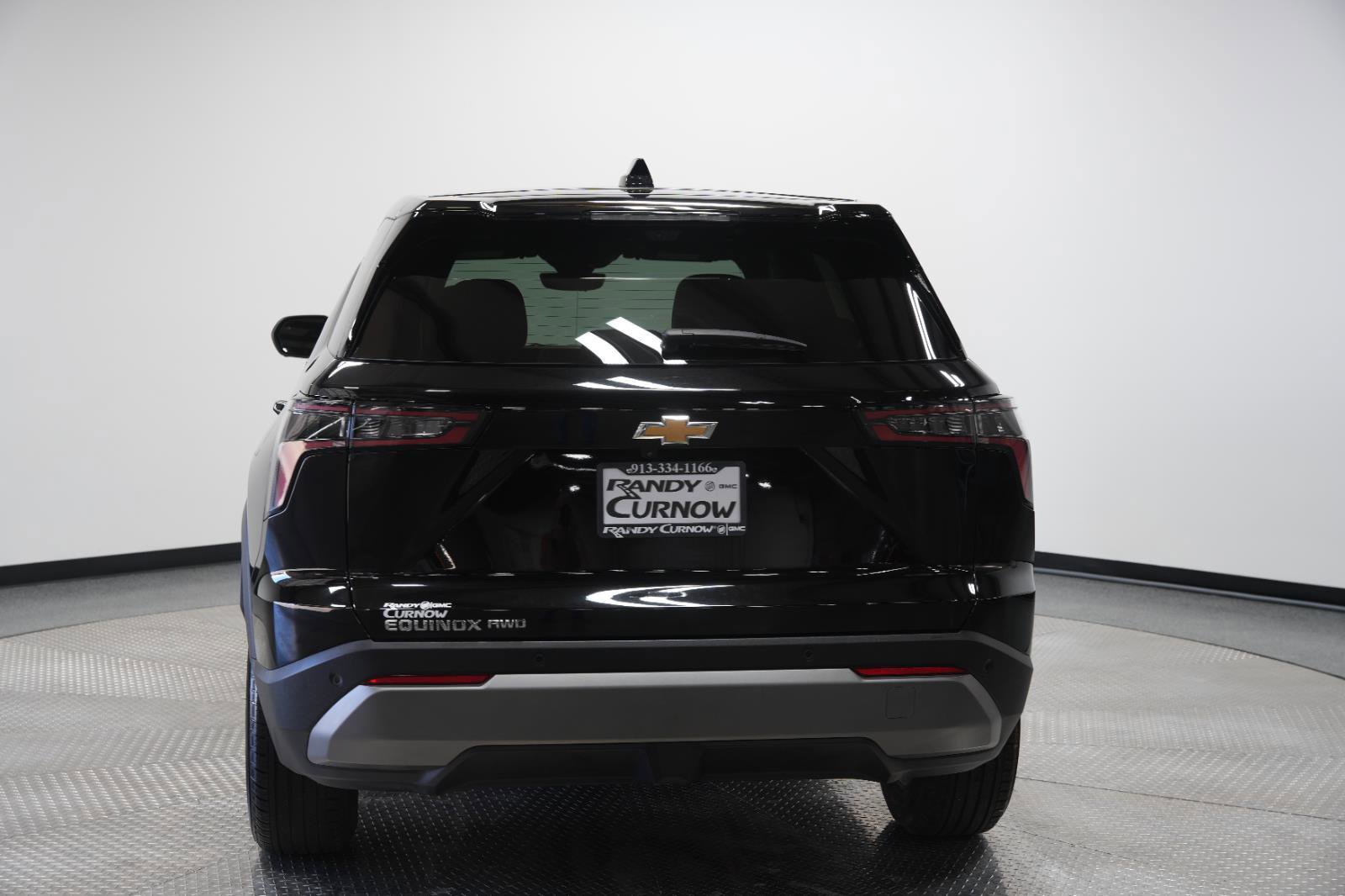 Used 2025 Chevrolet Equinox LT w/ Safety and Technology Package image 7