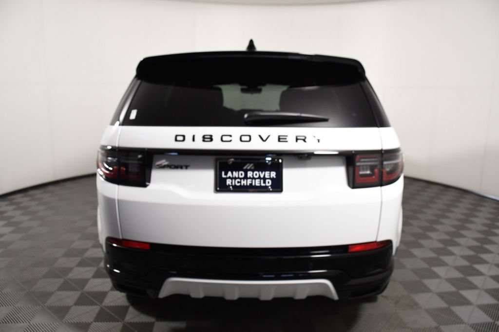 New 2026 Land Rover Discovery Sport Landmark AWD/4WD image 5