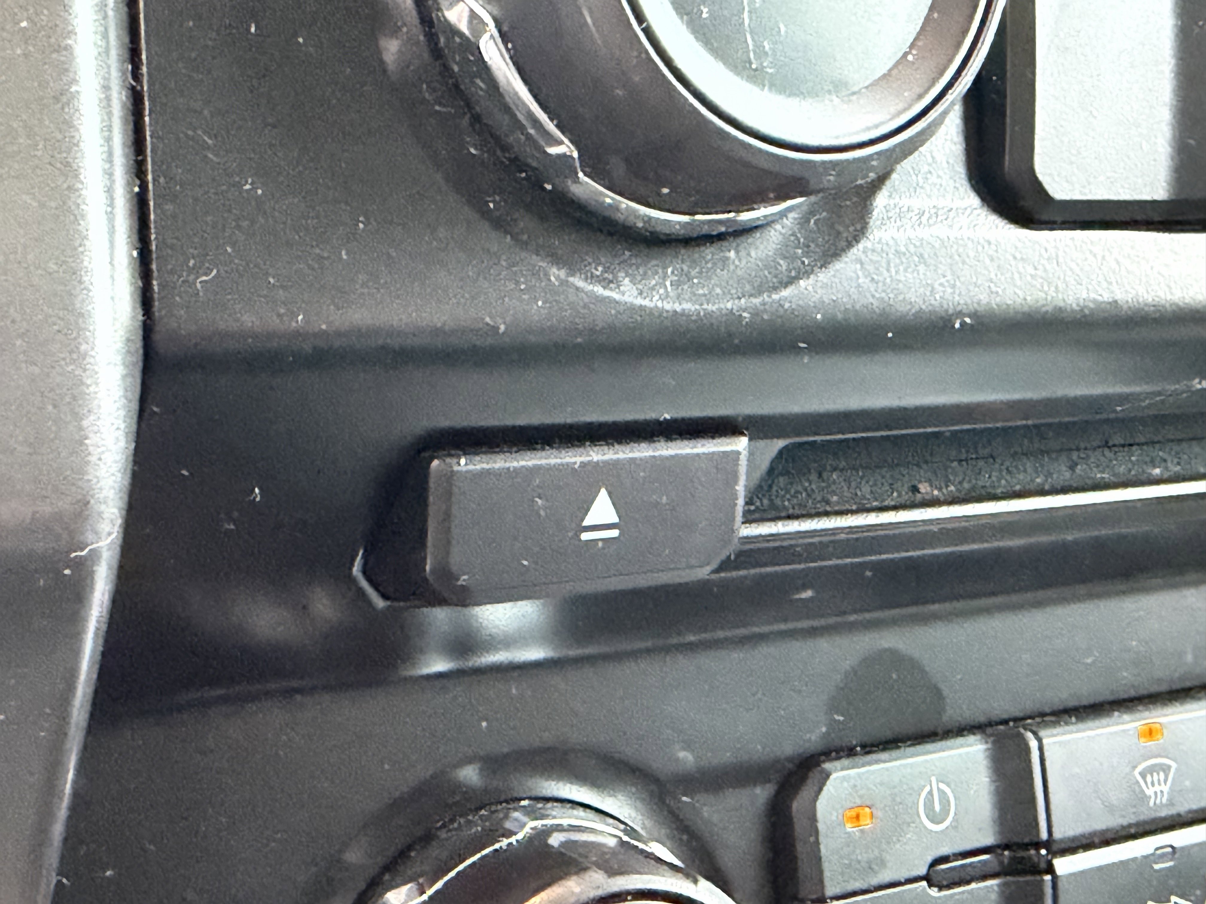 Used 2015 Ford F150 XLT w/ Equipment Group 301A Mid image 7