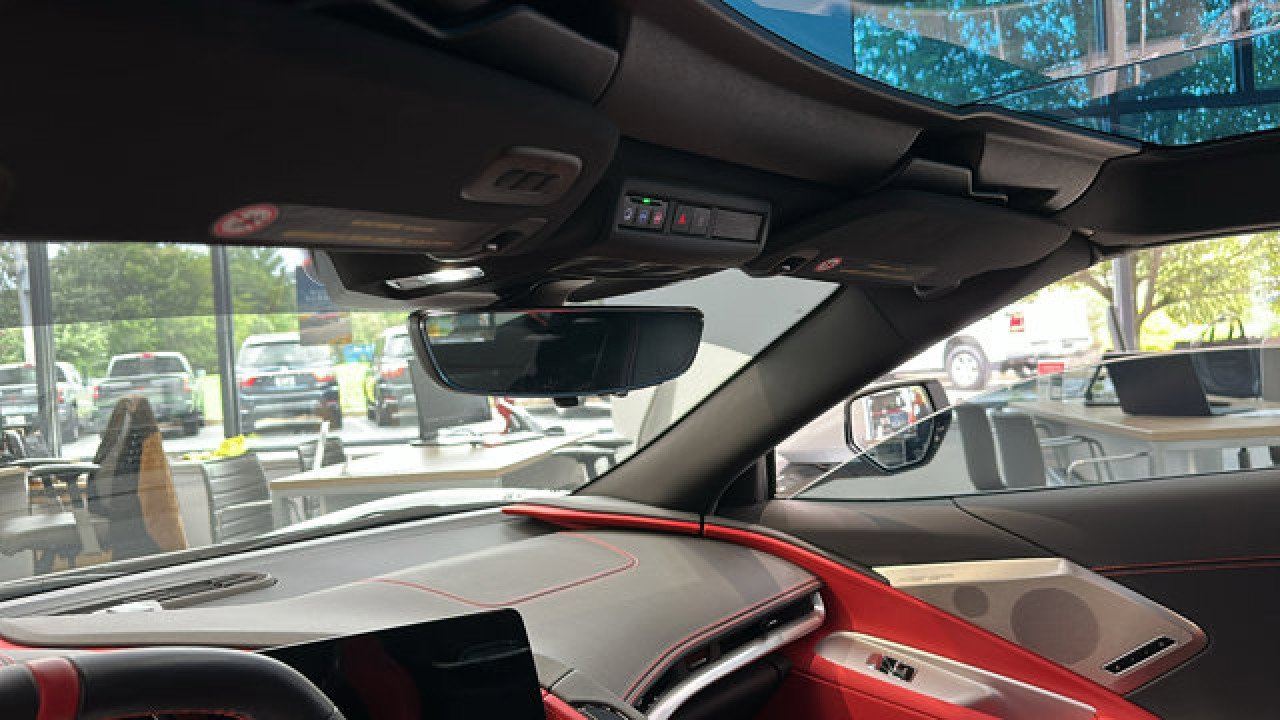 Used 2023 Chevrolet Corvette Z06 image 23