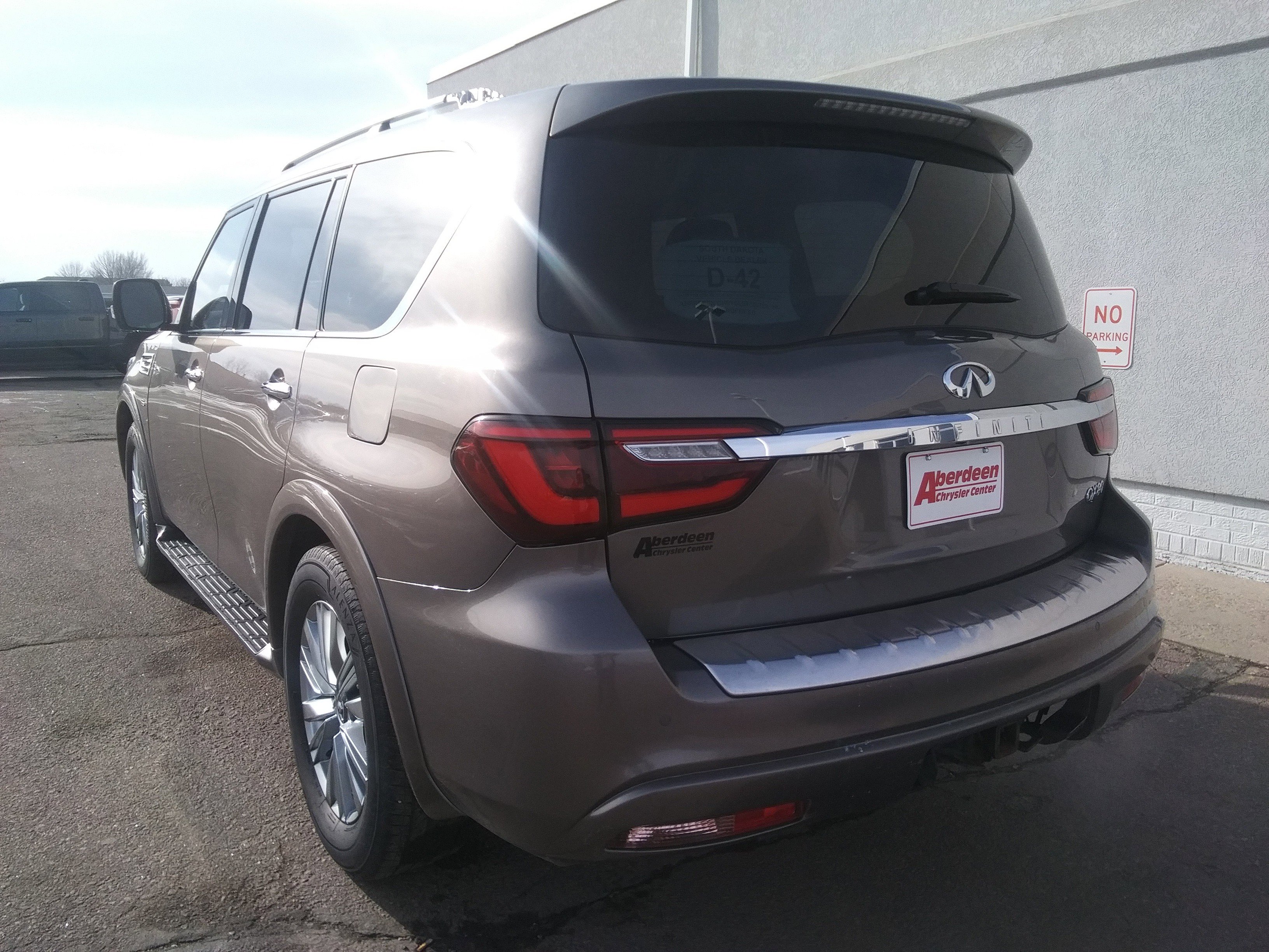 Used 2019 INFINITI QX80 Luxe w/ Proassist Package image 8