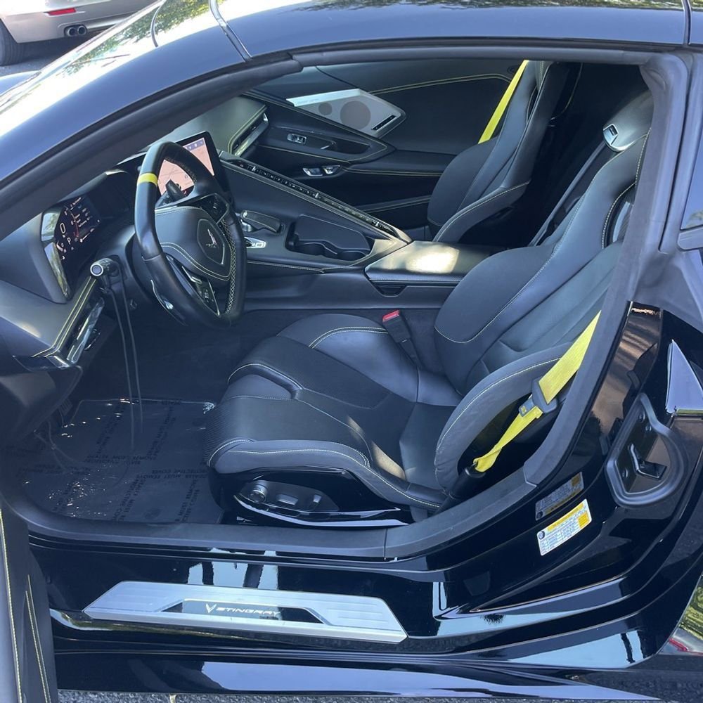 Used 2020 Chevrolet Corvette Stingray Premium Cpe w/ 3LT Preferred Equipment Group RWD image 10