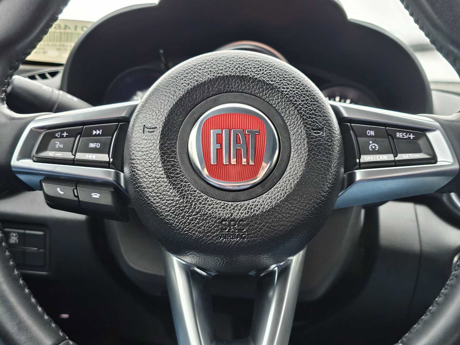 Used 2020 FIAT 124 Spider Classica w/ Technology Group image 20