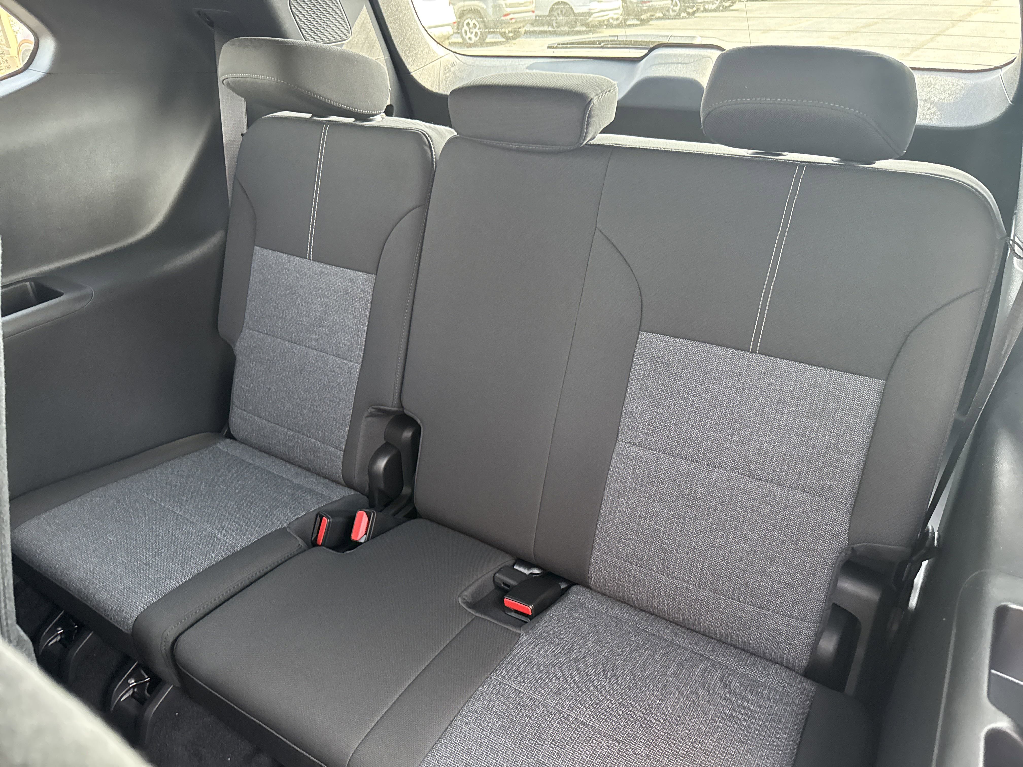 New 2025 GMC Acadia Elevation image 14