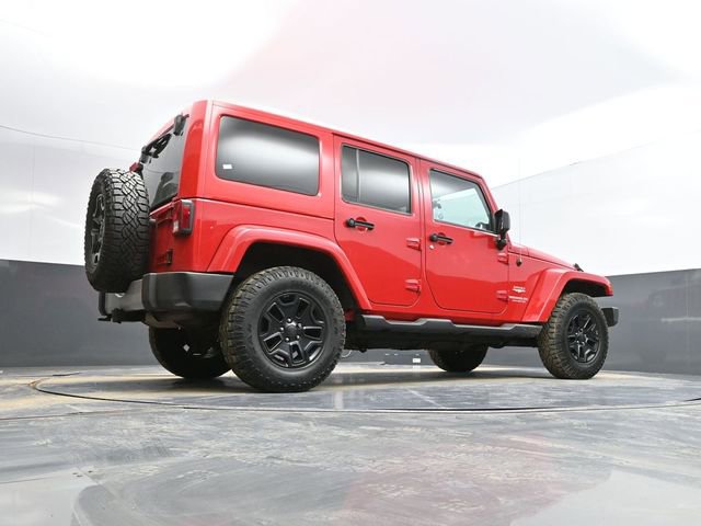 Used 2011 Jeep Wrangler Unlimited Sahara w/ Dual Top Group image 45