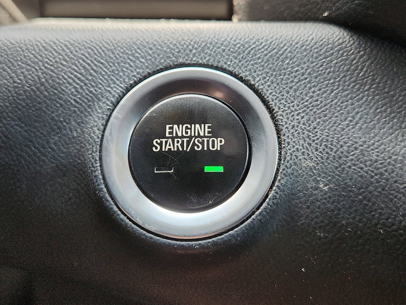 Used 2022 GMC Terrain SLE w/ Driver Convenience Package FWD image 19
