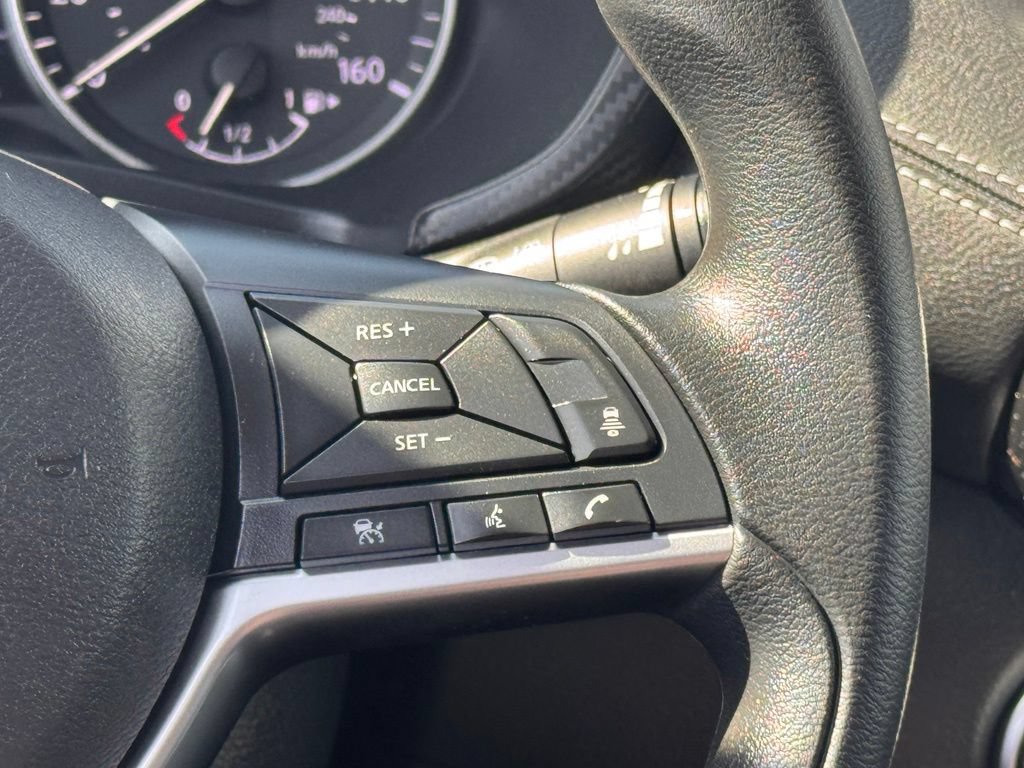 Certified 2025 Nissan Sentra SV FWD image 16