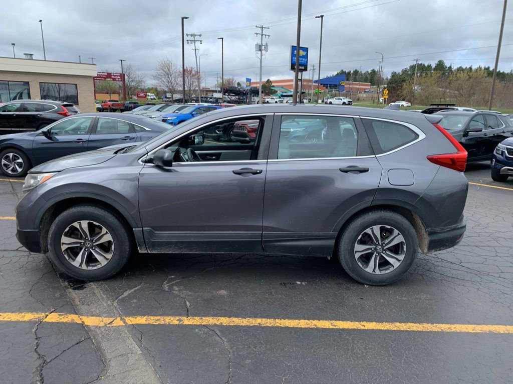 Used 2017 Honda CR-V LX image 2