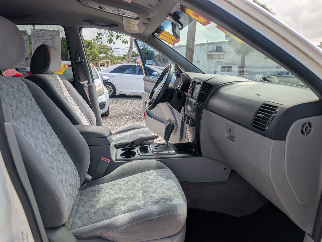 Used 2008 Kia Sorento LX image 13