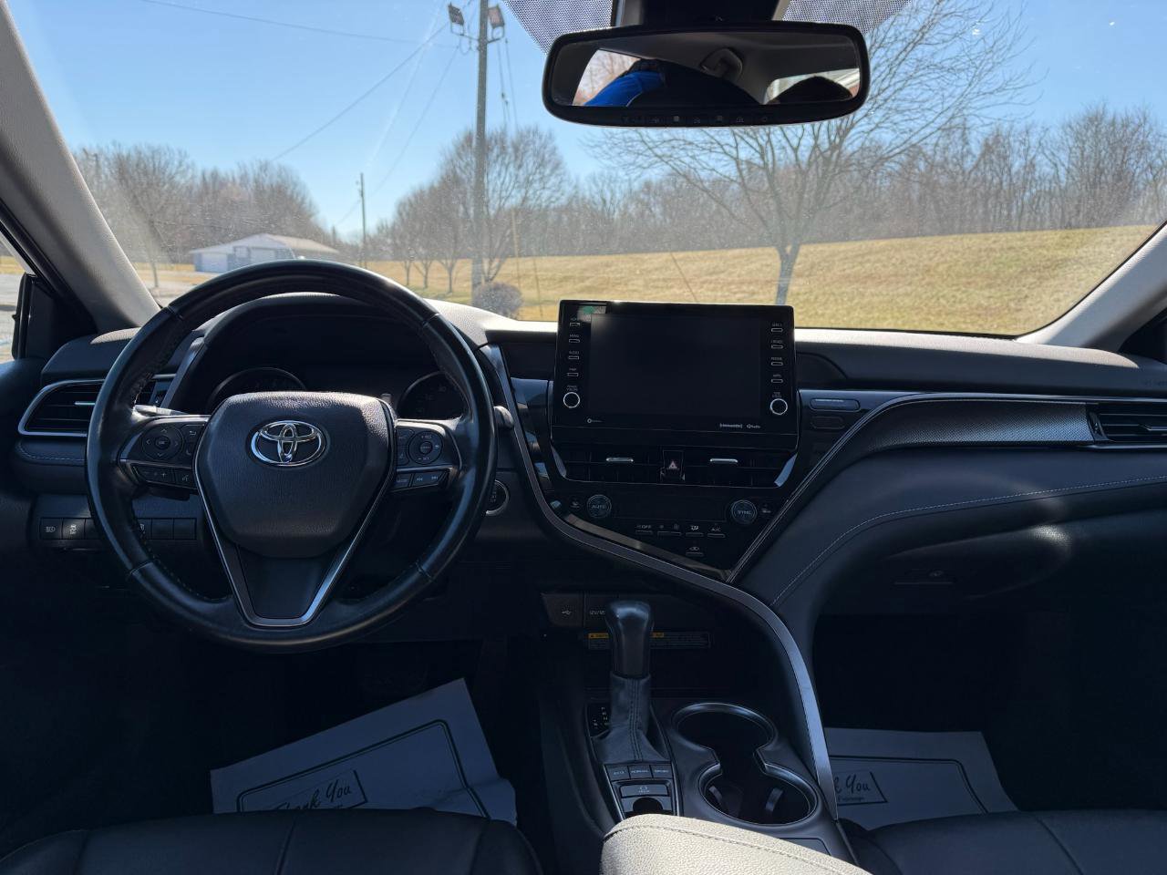 Used 2021 Toyota Camry XSE FWD image 11