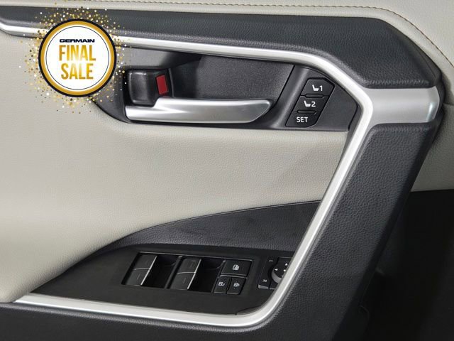 Used 2025 Toyota RAV4 Limited w/ Weather Package image 25