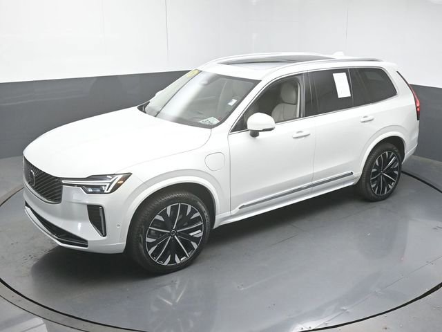 Certified 2026 Volvo XC90 T8 Ultra w/ Protection Package Premier AWD/4WD image 45