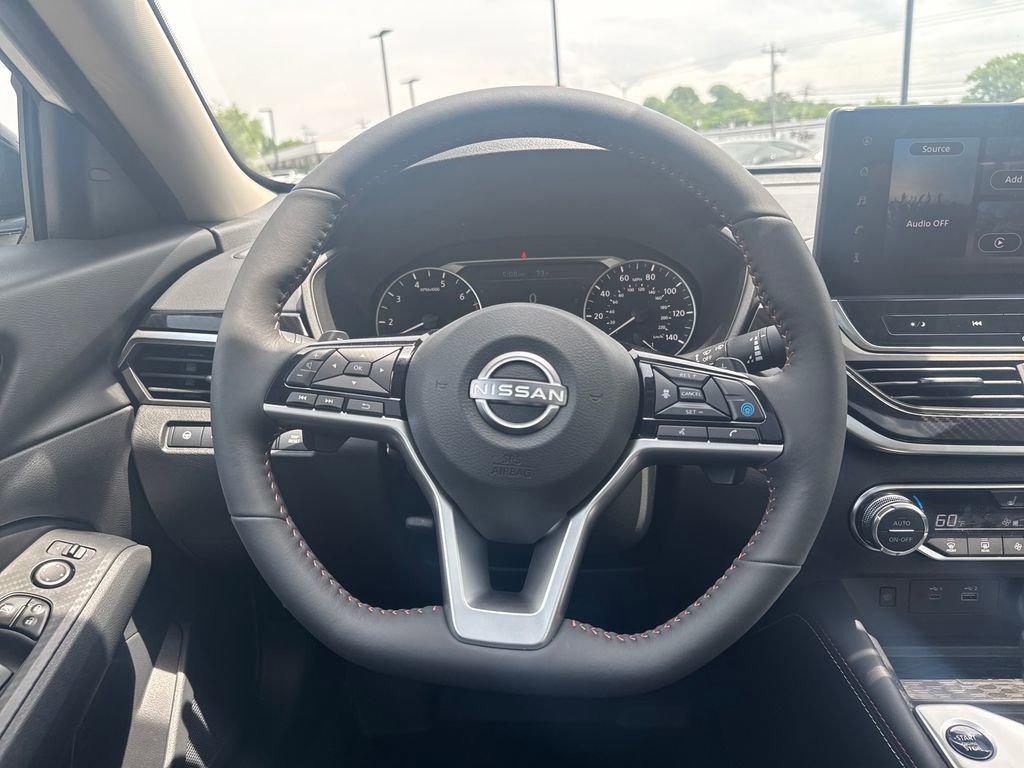 New 2026 Nissan Altima 2.5 SR w/ SR Premium Package FWD image 24