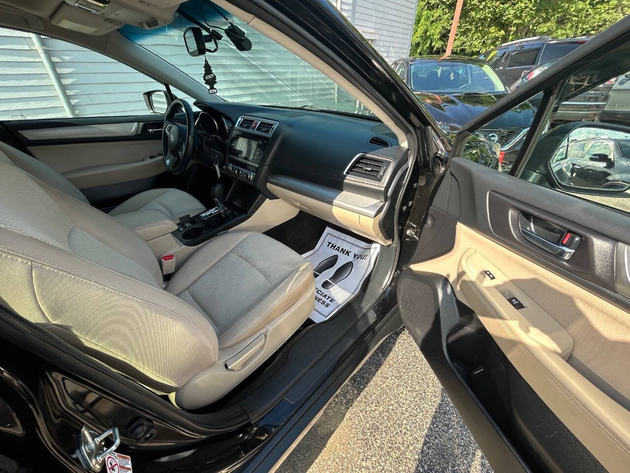 Used 2015 Subaru Outback 2.5i Premium AWD/4WD image 12