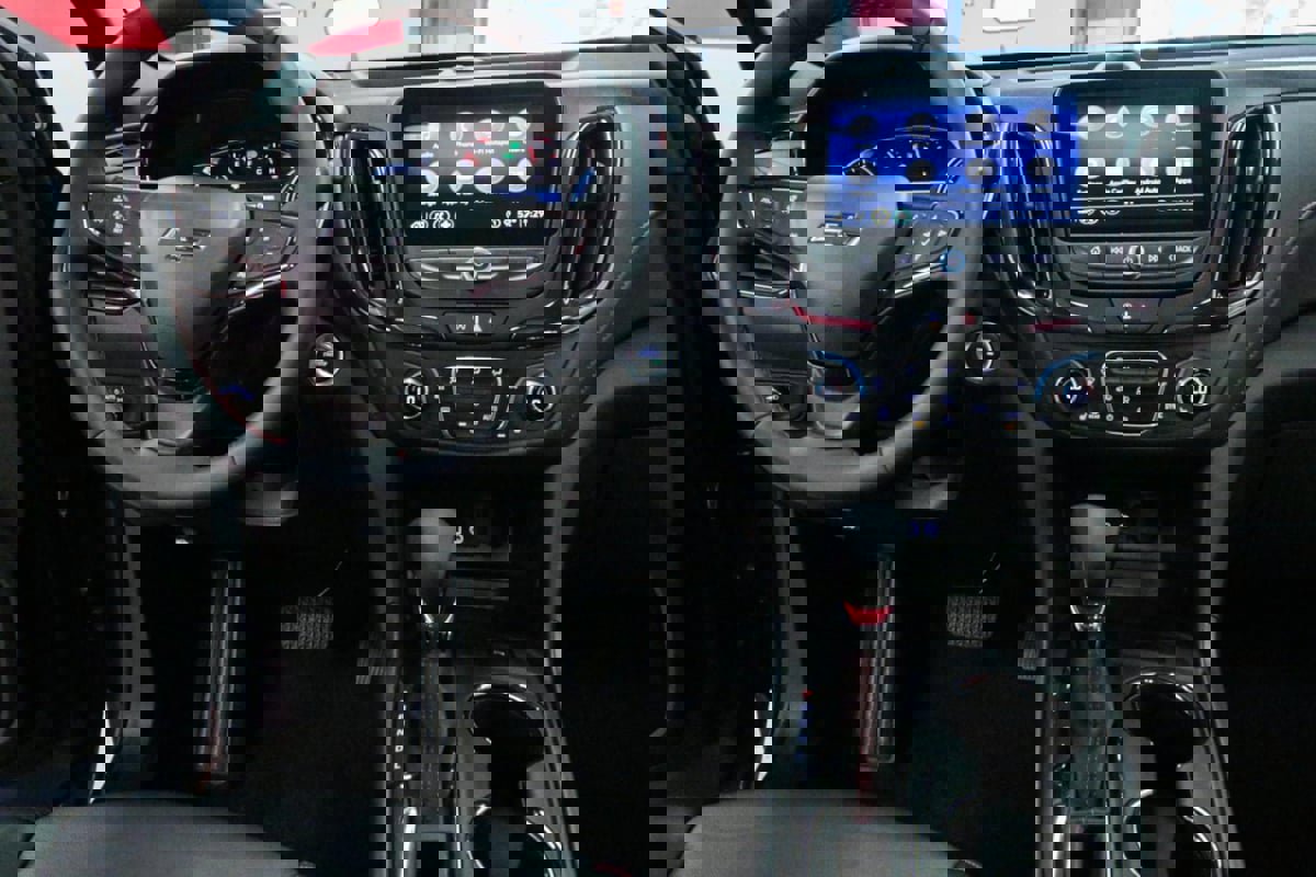 Used 2024 Chevrolet Equinox RS w/ RS Leather Package image 27