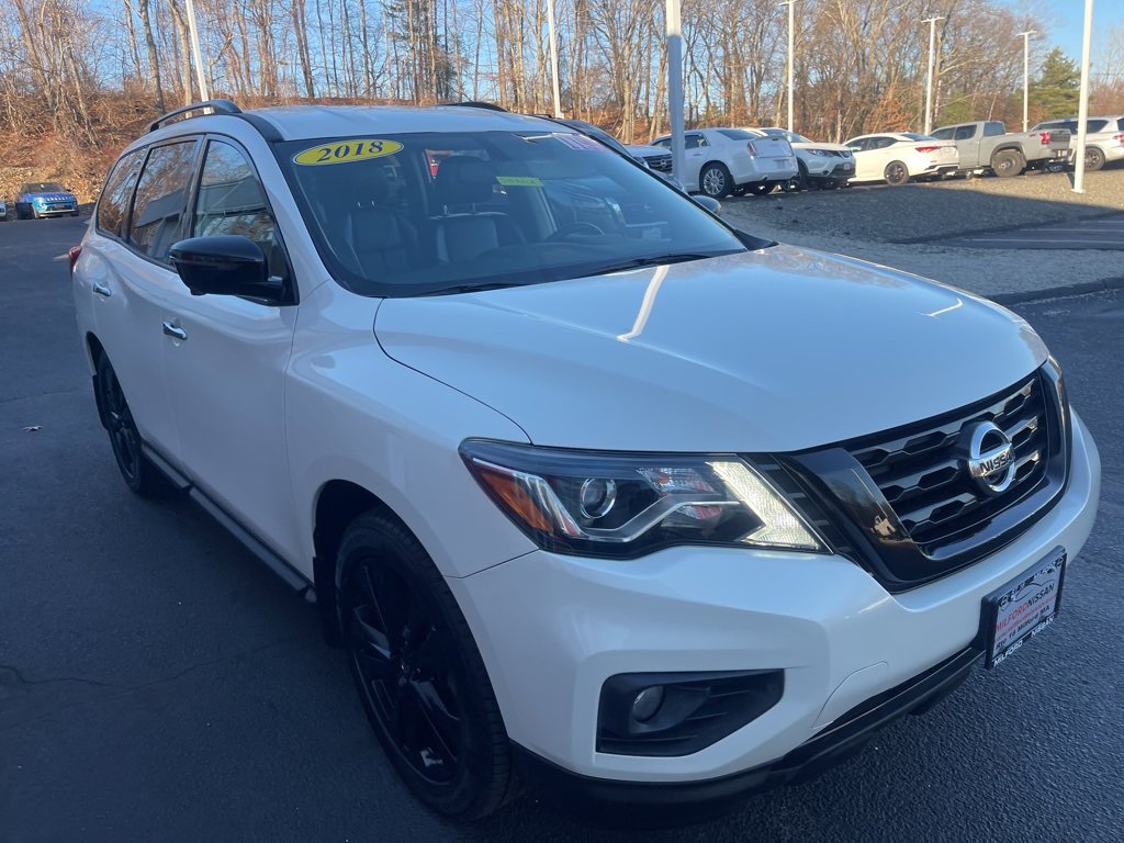 Used 2018 Nissan Pathfinder SL w/ Midnight Edition Package image 8