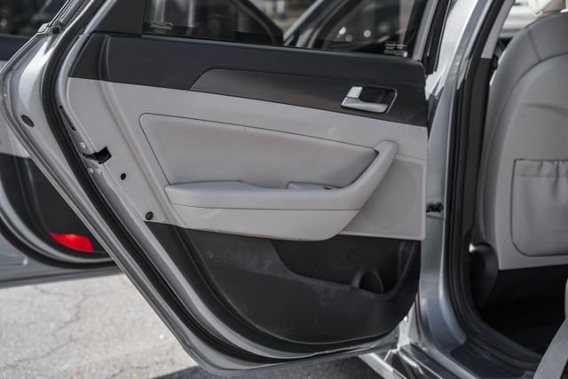 Used 2017 Hyundai Sonata Sport w/ Value Edition Package 02 image 35