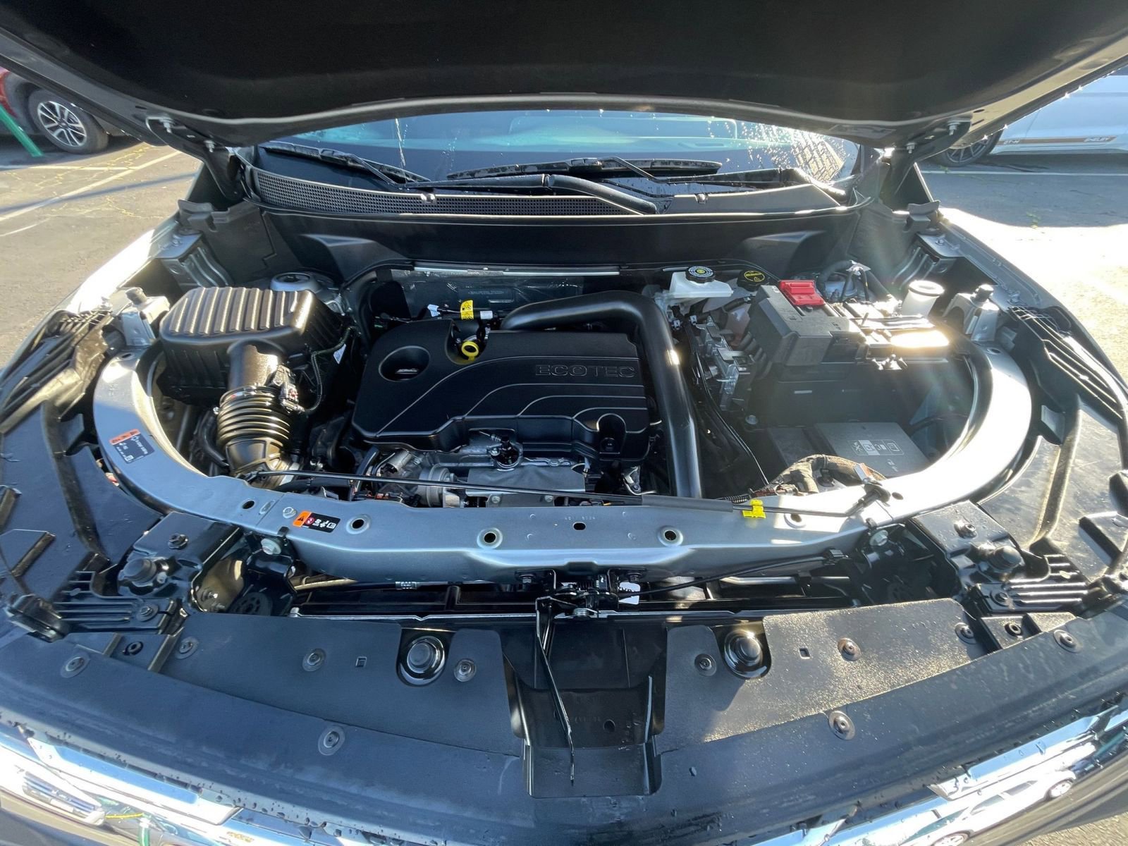 Used 2025 Chevrolet Equinox LT image 27