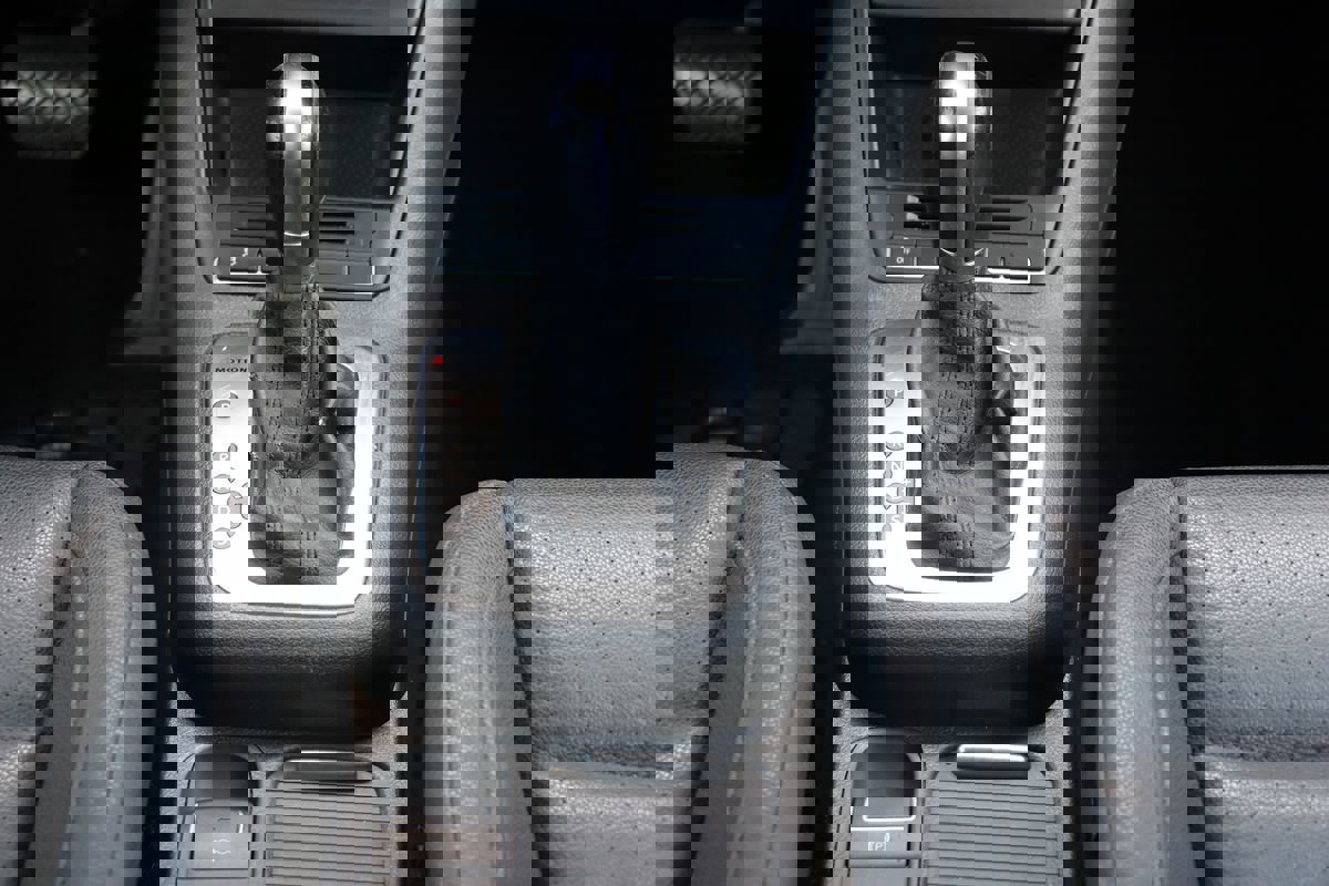 Used 2013 Volkswagen Tiguan SE image 21