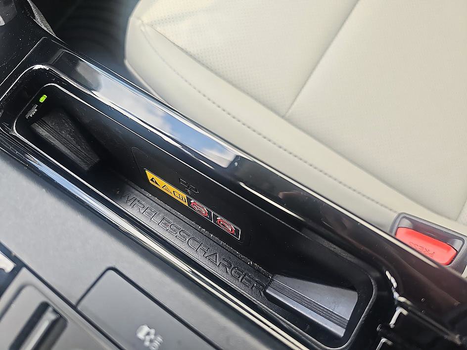 Used 2024 Toyota Prius XLE image 25