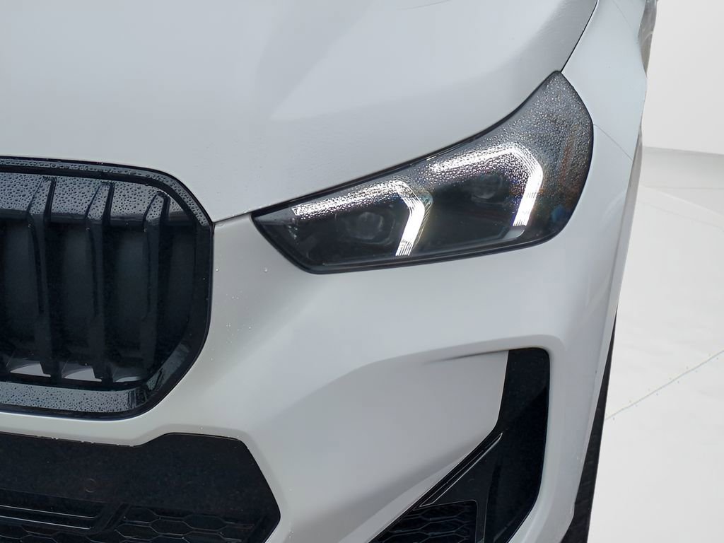 New 2026 BMW X1 xDrive28i w/ Technology Package AWD/4WD image 10