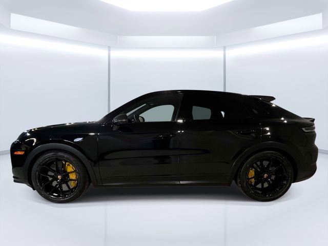 Certified 2026 Porsche Cayenne Turbo GT AWD/4WD image 4