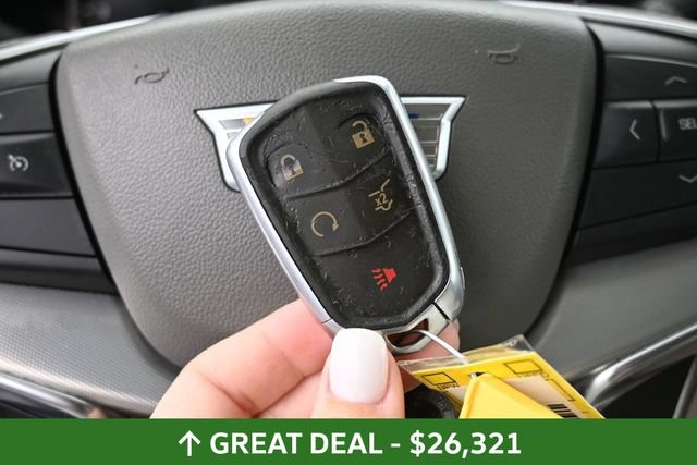 Used 2021 Cadillac XT5 Premium Luxury w/ LPO, Floor Liner Package AWD/4WD image 39