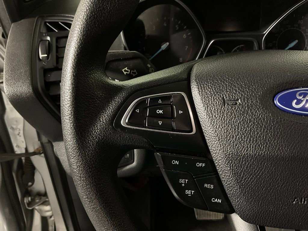 Used 2018 Ford Escape SE w/ SE Sync 3 Package image 24