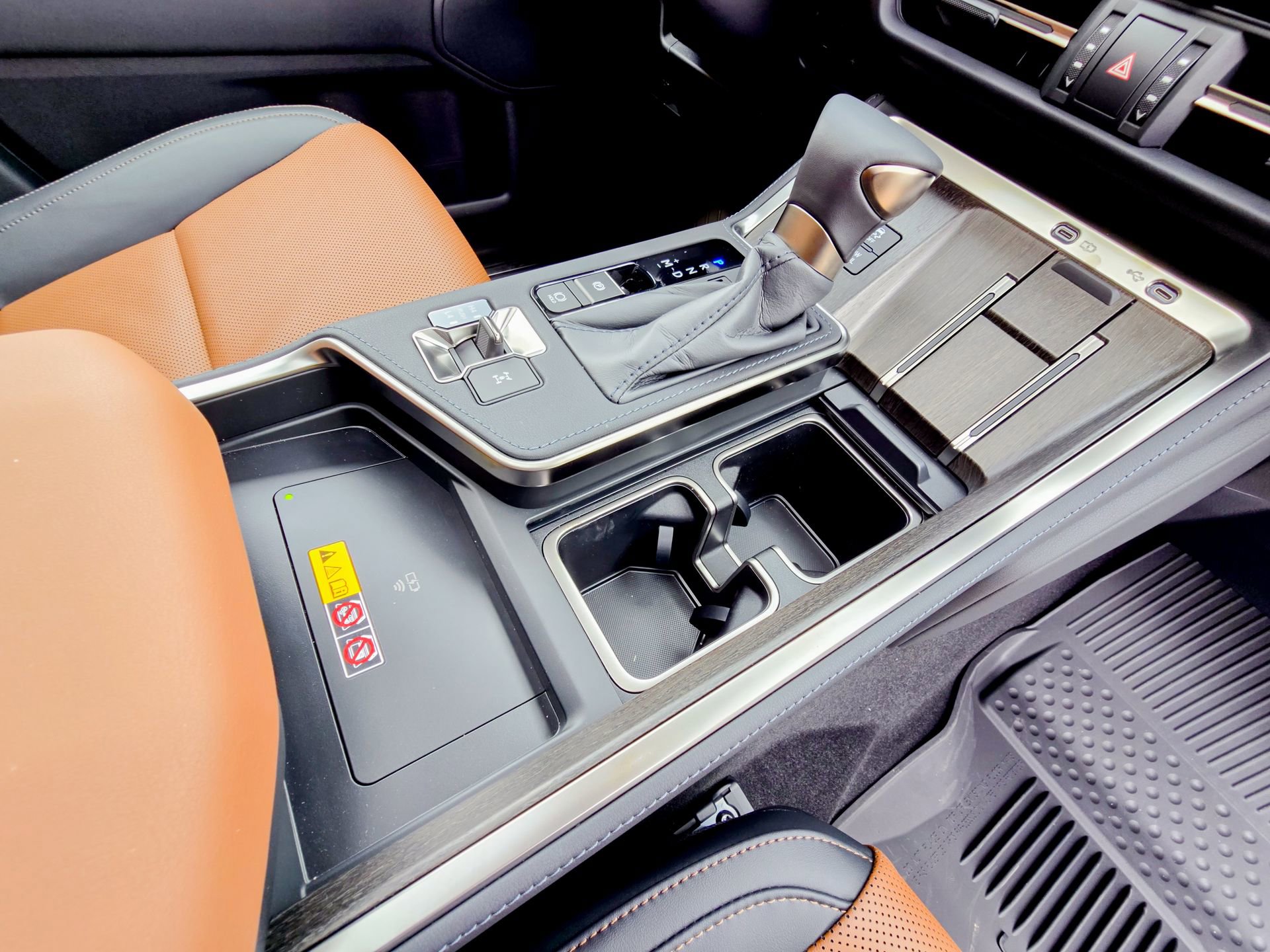 Used 2026 Lexus GX 550 w/ Accessory Package (2T) image 22