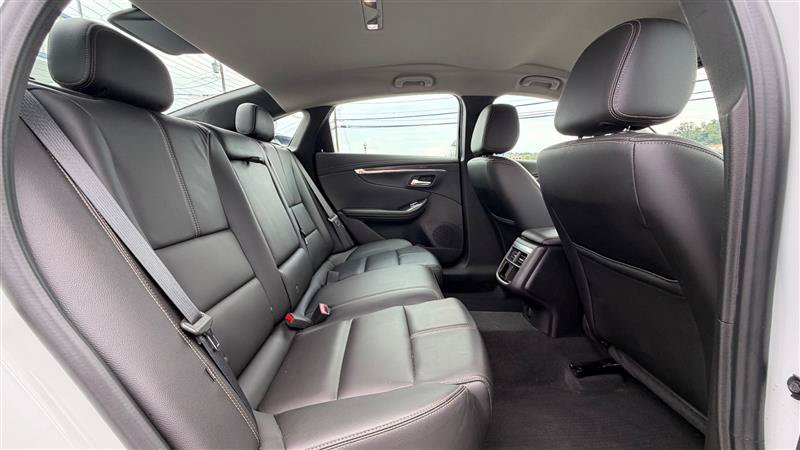 Used 2018 Chevrolet Impala LT w/ LT Leather Package FWD image 39
