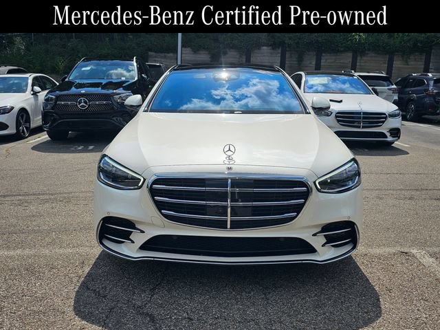 Used 2022 Mercedes-Benz S 580 4MATIC Sedan image 3