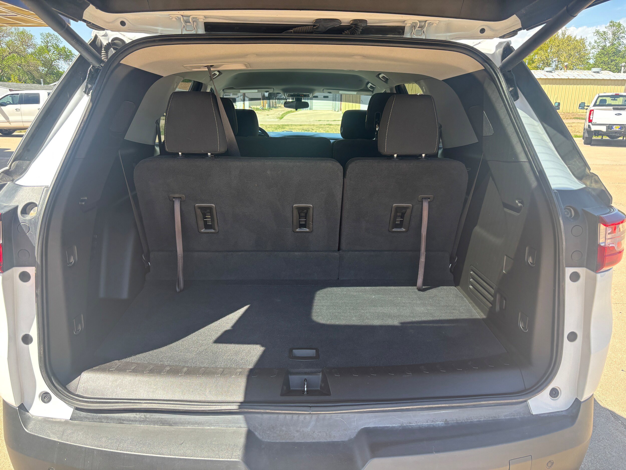 Used 2018 Chevrolet Traverse LT w/ LPO, Floor Liner Package AWD/4WD image 5
