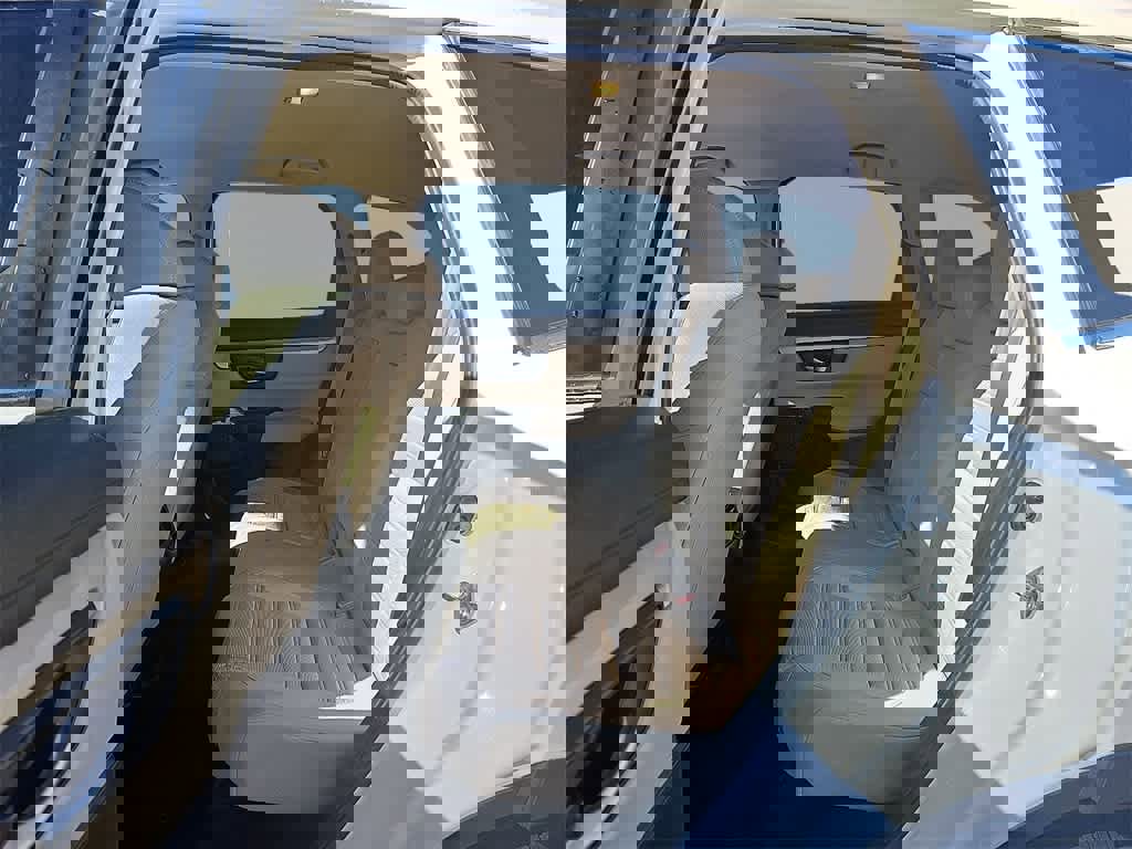 Used 2018 Honda CR-V LX image 8