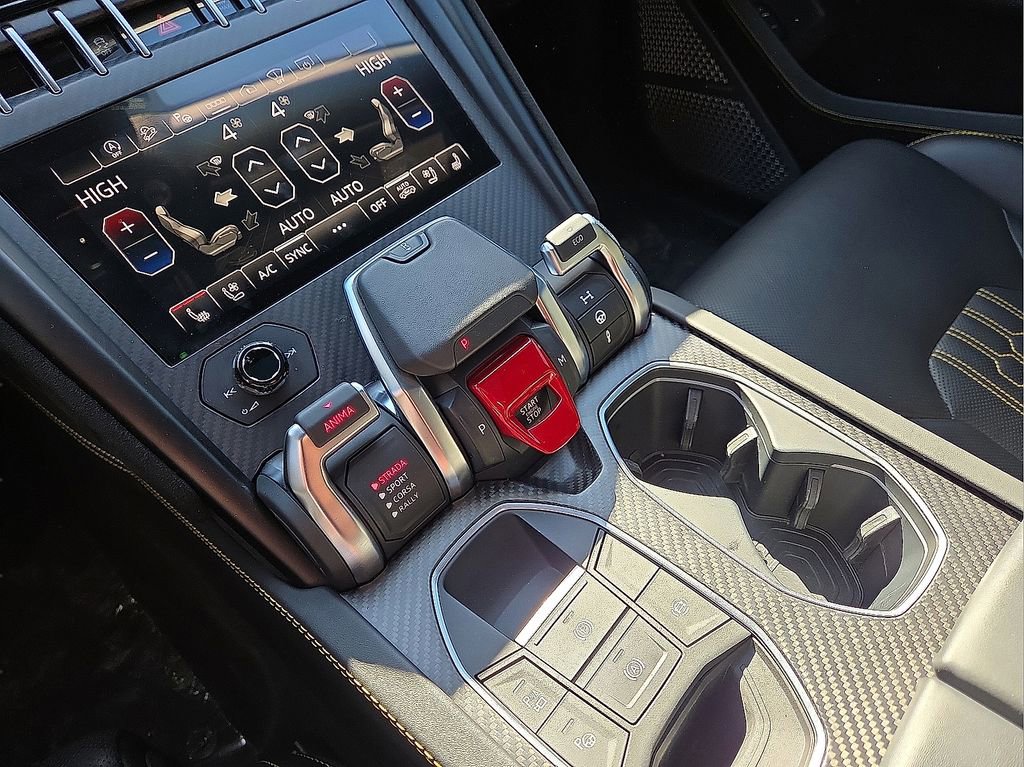Used 2024 Lamborghini Urus Performante image 12