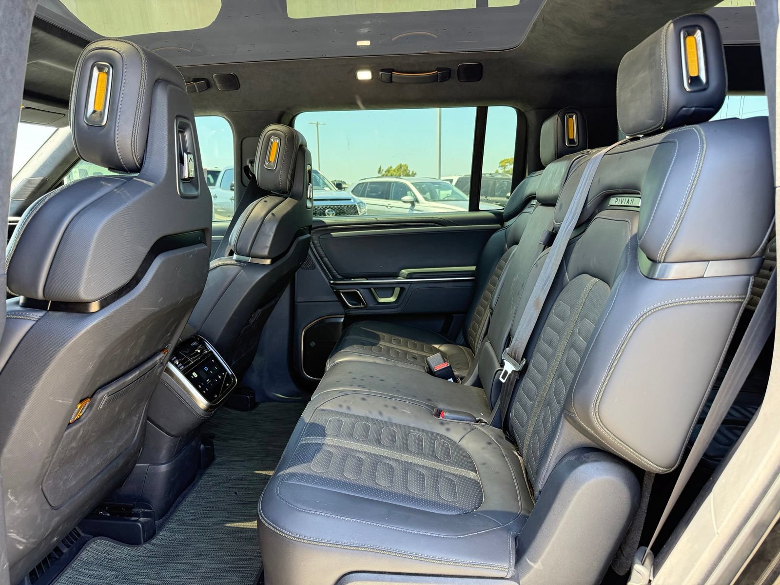 Used 2023 Rivian R1S Adventure AWD/4WD image 6