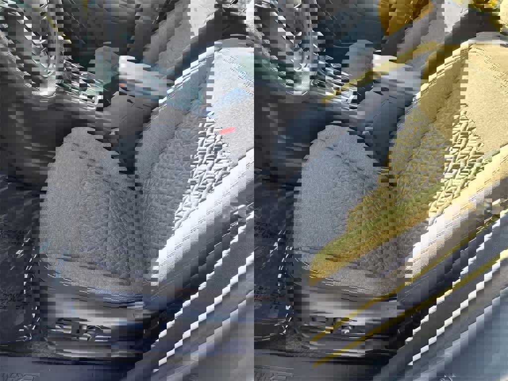 Used 2023 Chevrolet Equinox LT image 11